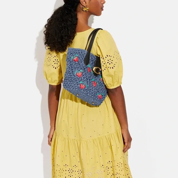 💰SOLD - CA035 - Coach Small Tote with Strawberry Embroidery - Picture 9 of 10